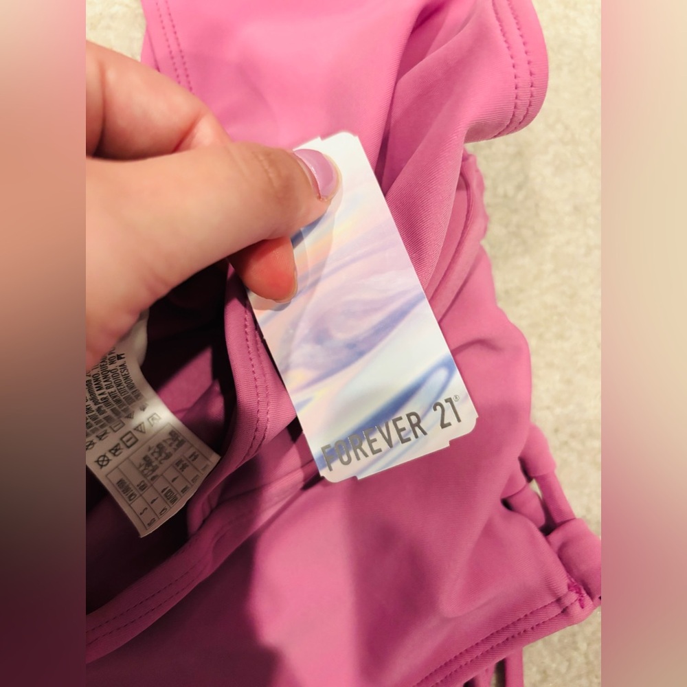 FOREVER 21 One Piece Swimsuit in Pink - Picture 2 of 4